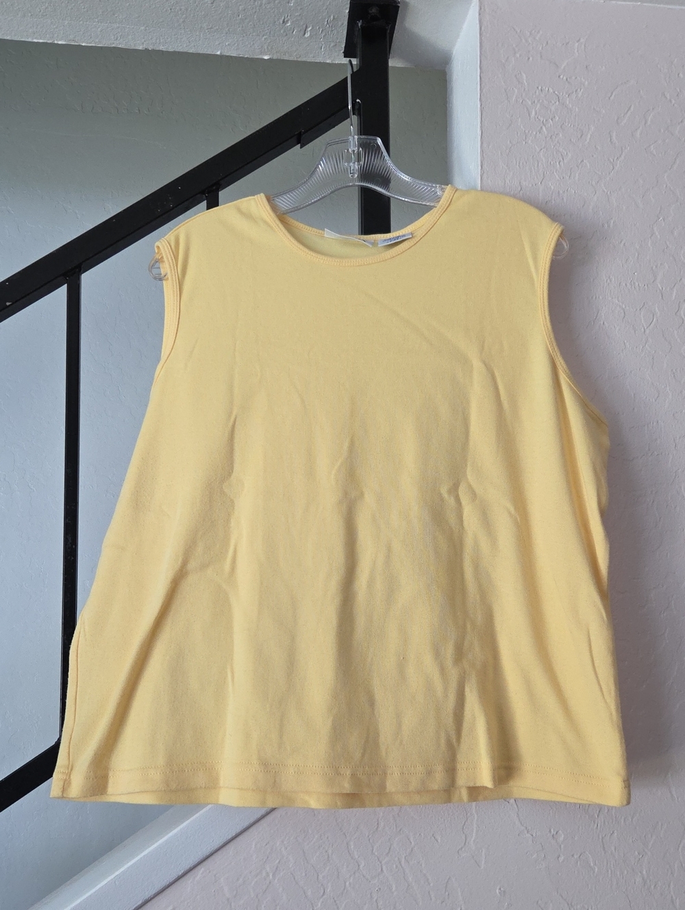 Blair Pale Yellow Crewneck Sleeveless Tank Top Size L
